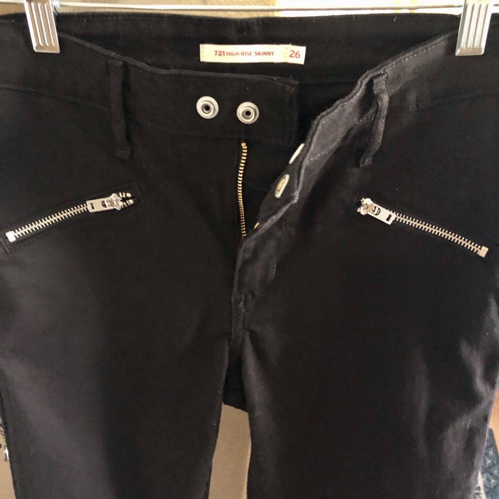 Levi’s 721 high rise skinny Moto jean